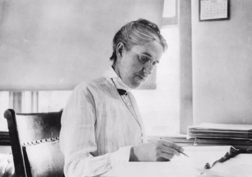 Henrietta Swan Leavitt, American astronomer